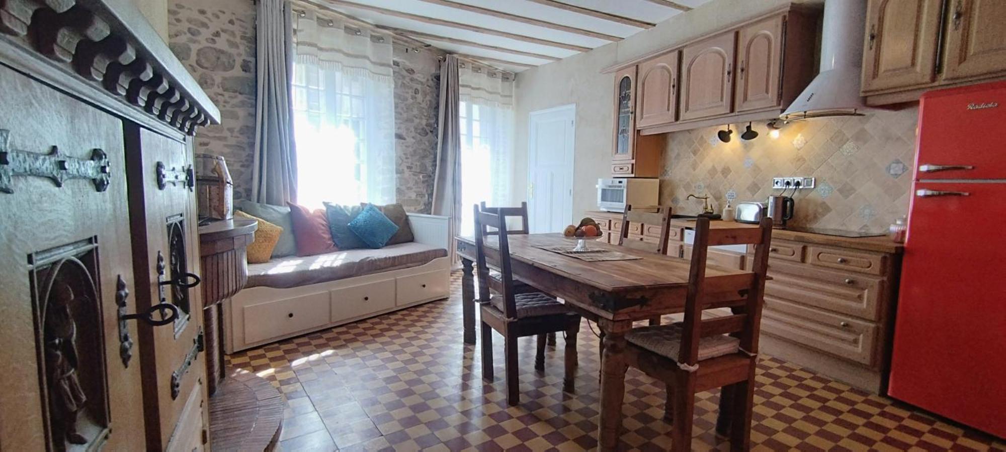 La Maison Des Templiers ~ Ostal Medieval ~ Logis Enchantes Carcasona Habitación foto